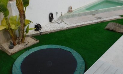 Resale - Villa - Alicante