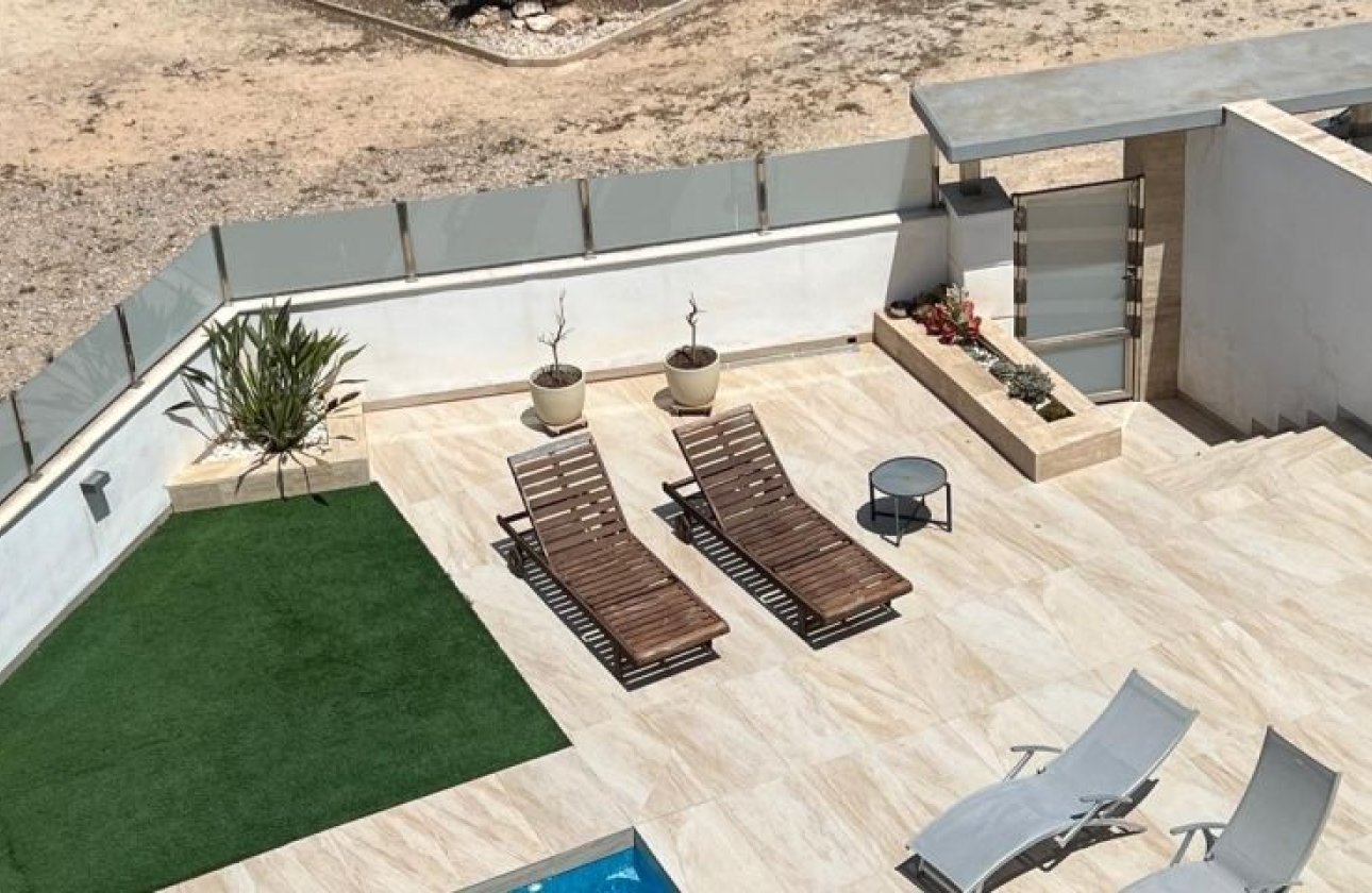 Resale - Villa - Orihuela Costa