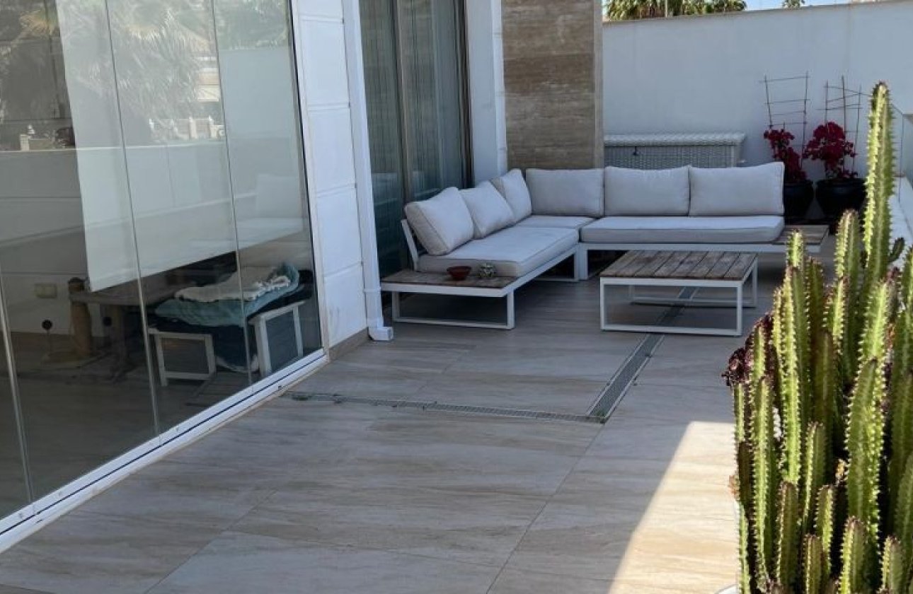 Resale - Villa - Orihuela Costa