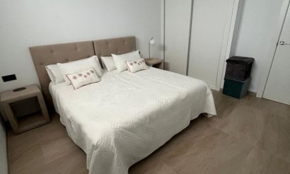 Resale - Villa - Orihuela Costa