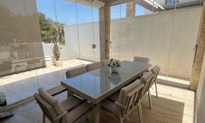 Resale - Villa - Orihuela Costa