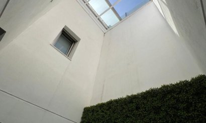 Resale - Villa - Orihuela Costa