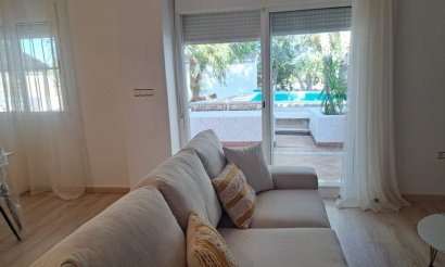Revente - Villa - Orihuela Costa - Orihuela