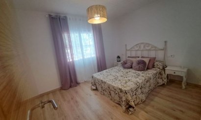 Revente - Villa - Orihuela Costa - Orihuela