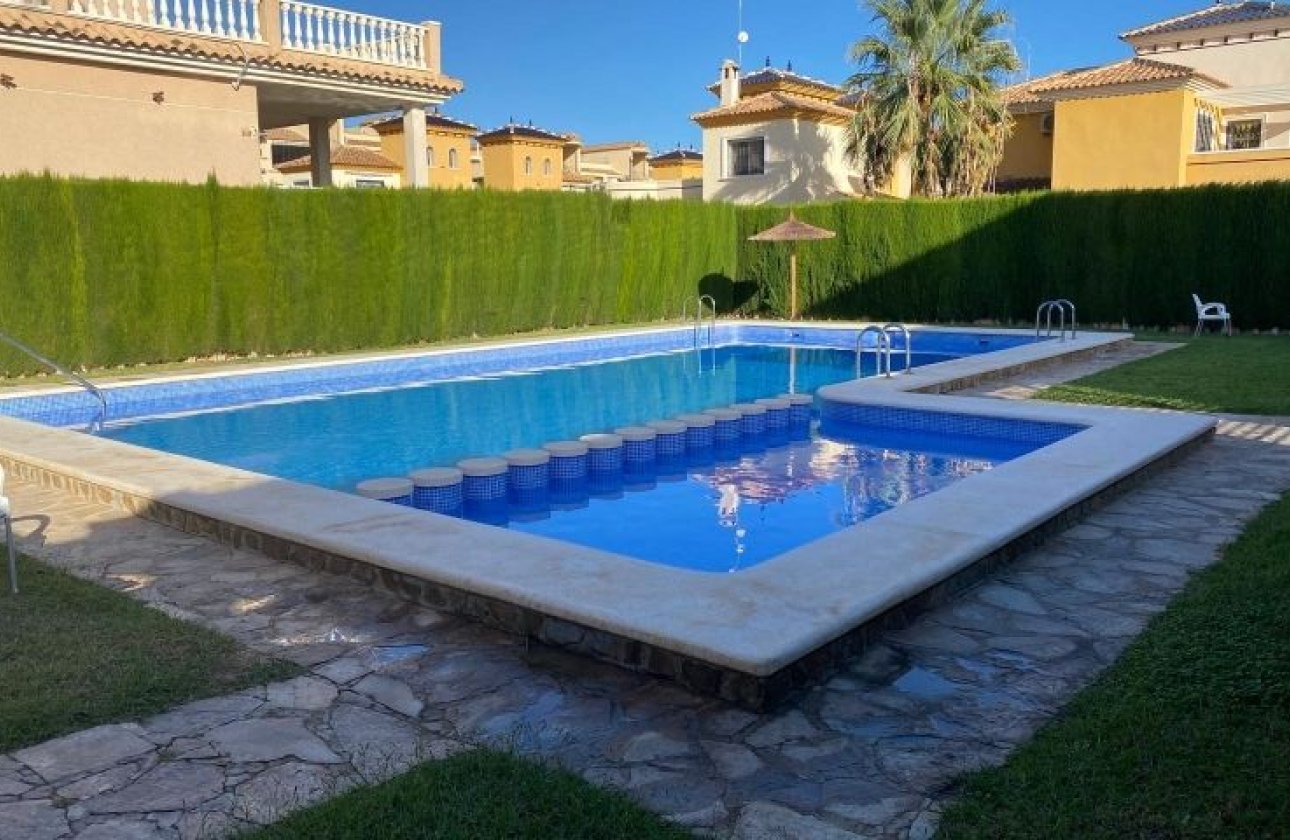 Reventa - Villa - Orihuela Costa