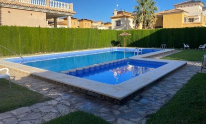 Reventa - Villa - Orihuela Costa