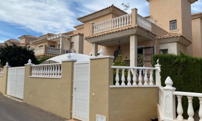 Reventa - Villa - Orihuela Costa