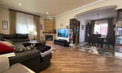 Reventa - Villa - Orihuela Costa