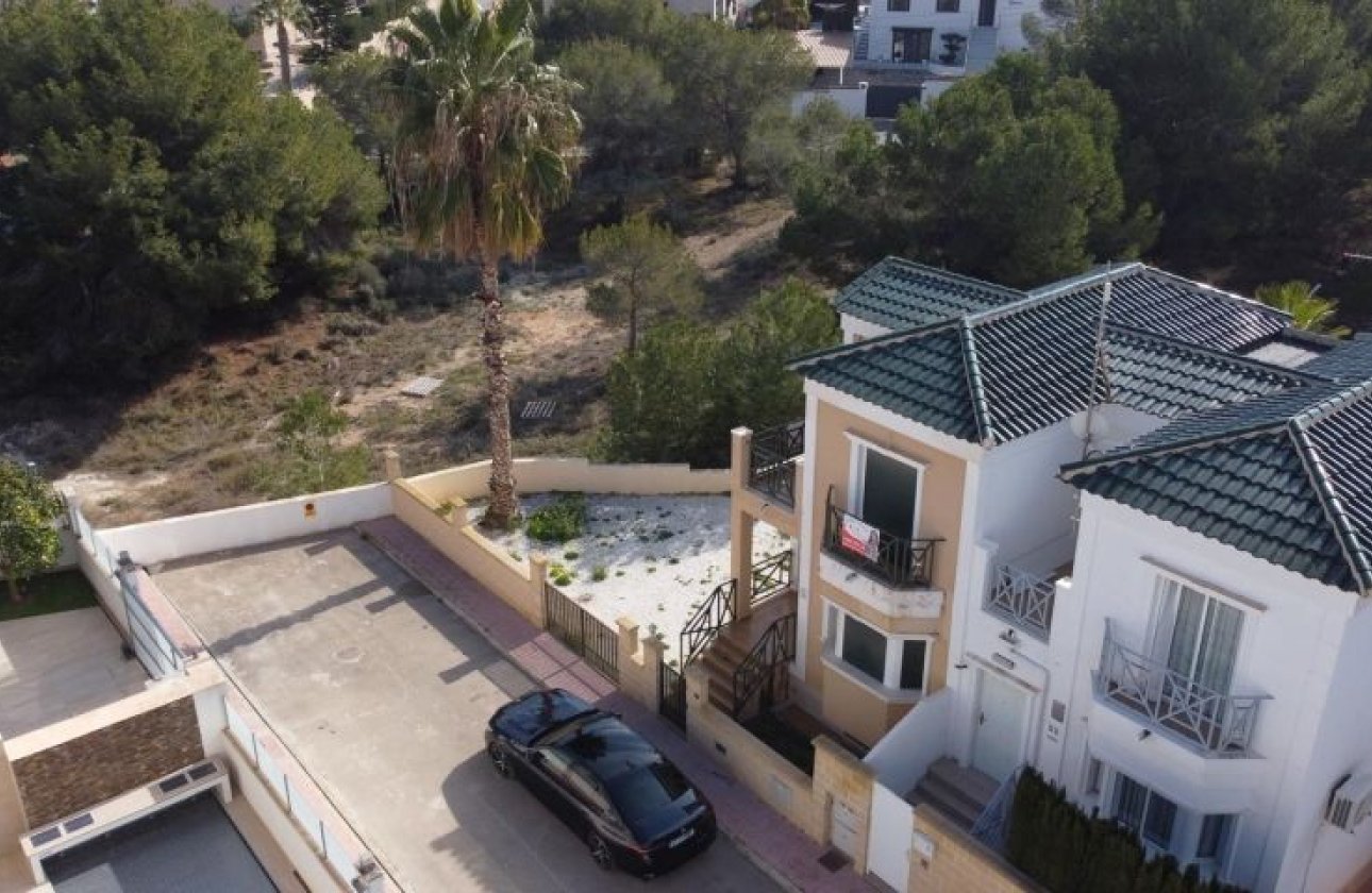 Revente - Villa / Semi detached - Orihuela Costa - Orihuela