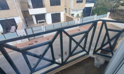 Revente - Villa / Semi detached - Orihuela Costa - Orihuela