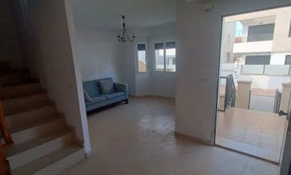 Revente - Villa / Semi detached - Orihuela Costa - Orihuela