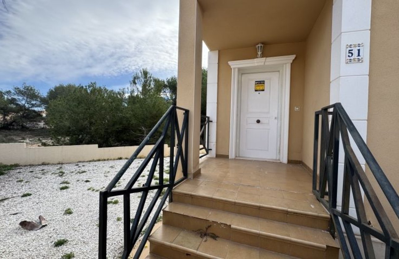 Revente - Villa / Semi detached - Orihuela Costa - Orihuela