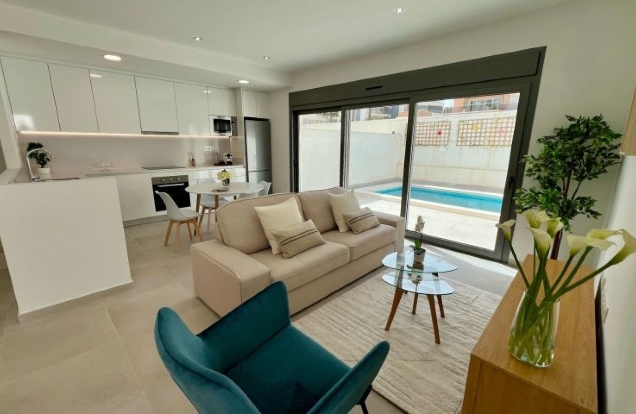 Resale - Villa - Orihuela Costa