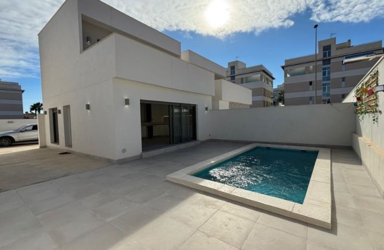 Resale - Villa - Orihuela Costa