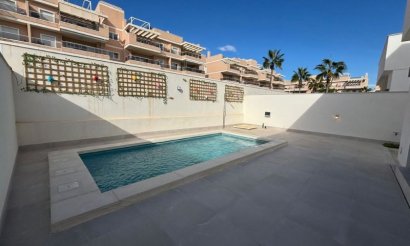 Resale - Villa - Orihuela Costa