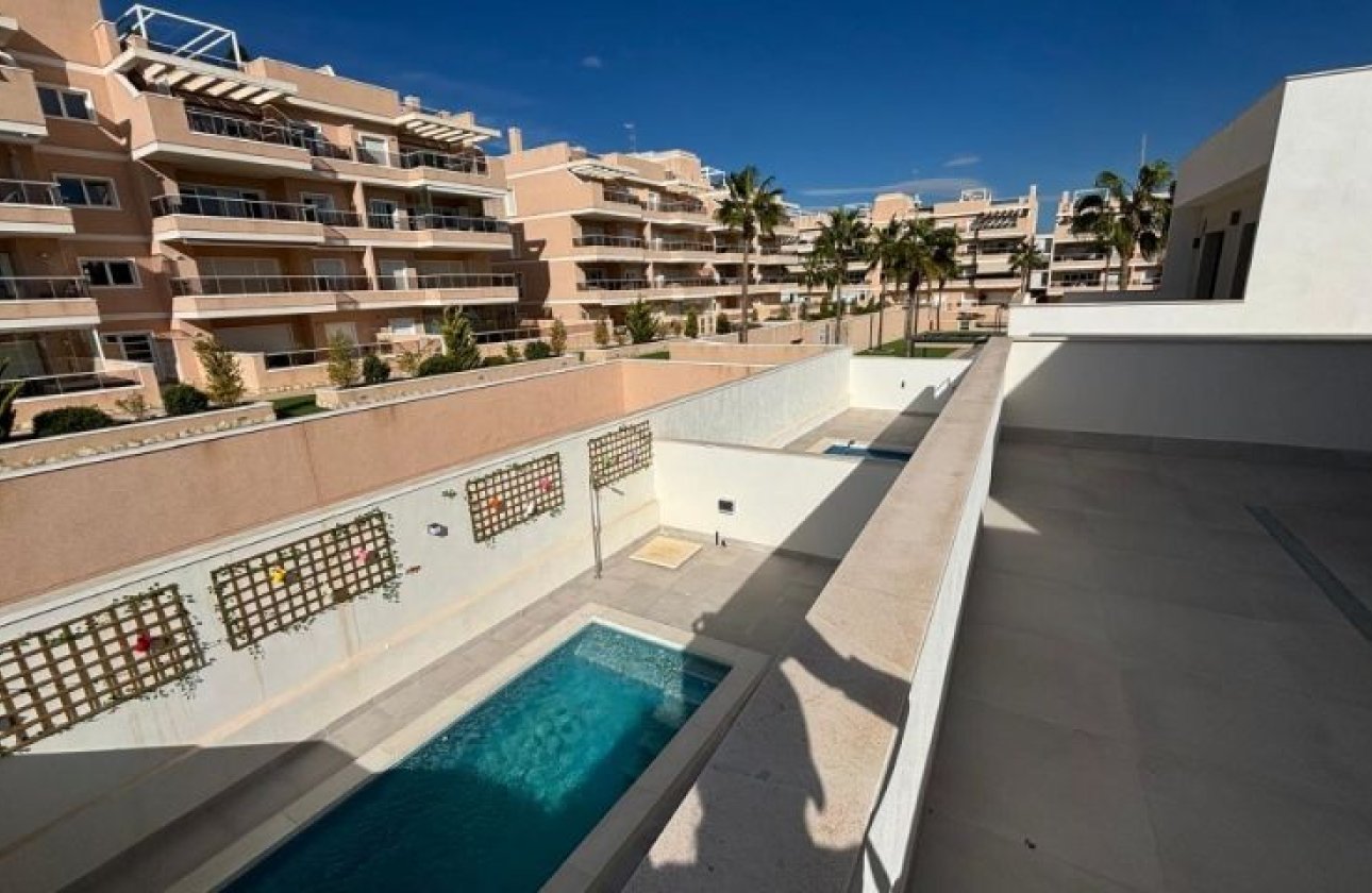 Resale - Villa - Orihuela Costa