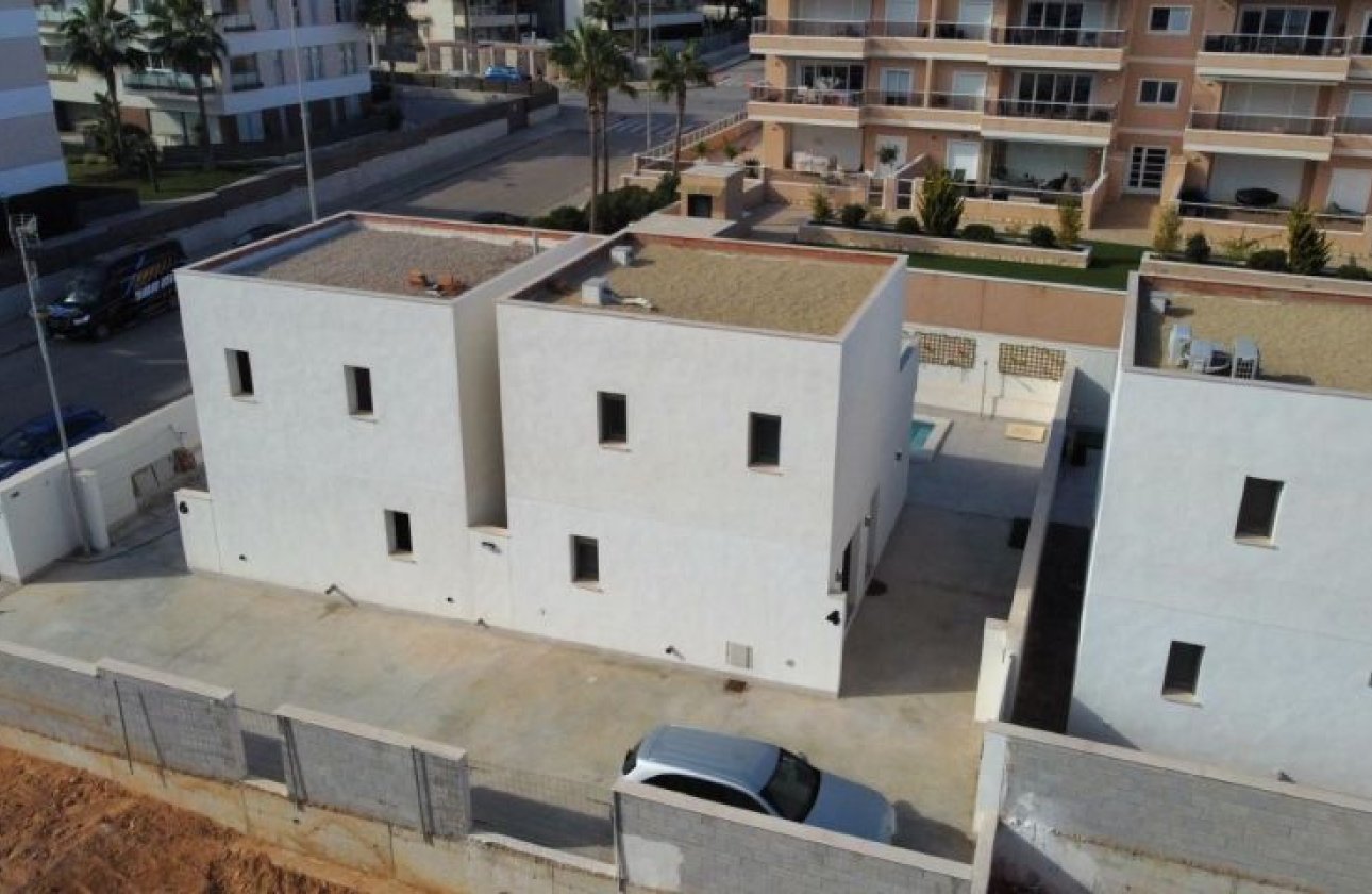 Resale - Villa - Orihuela Costa