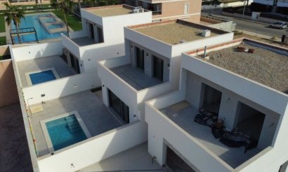 Resale - Villa - Orihuela Costa