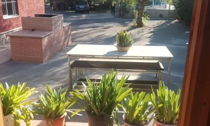 Resale - Villa - Elche