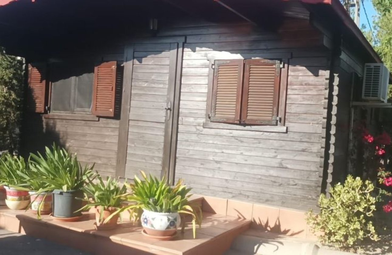 Resale - Villa - Elche