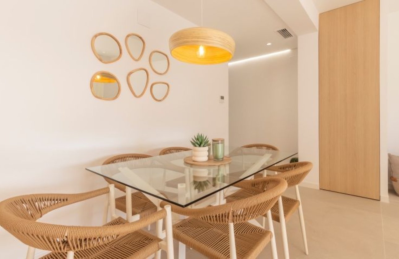 Resale - Villa - Torrevieja