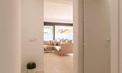 Resale - Villa - Torrevieja