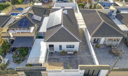 Resale - Villa - Torrevieja