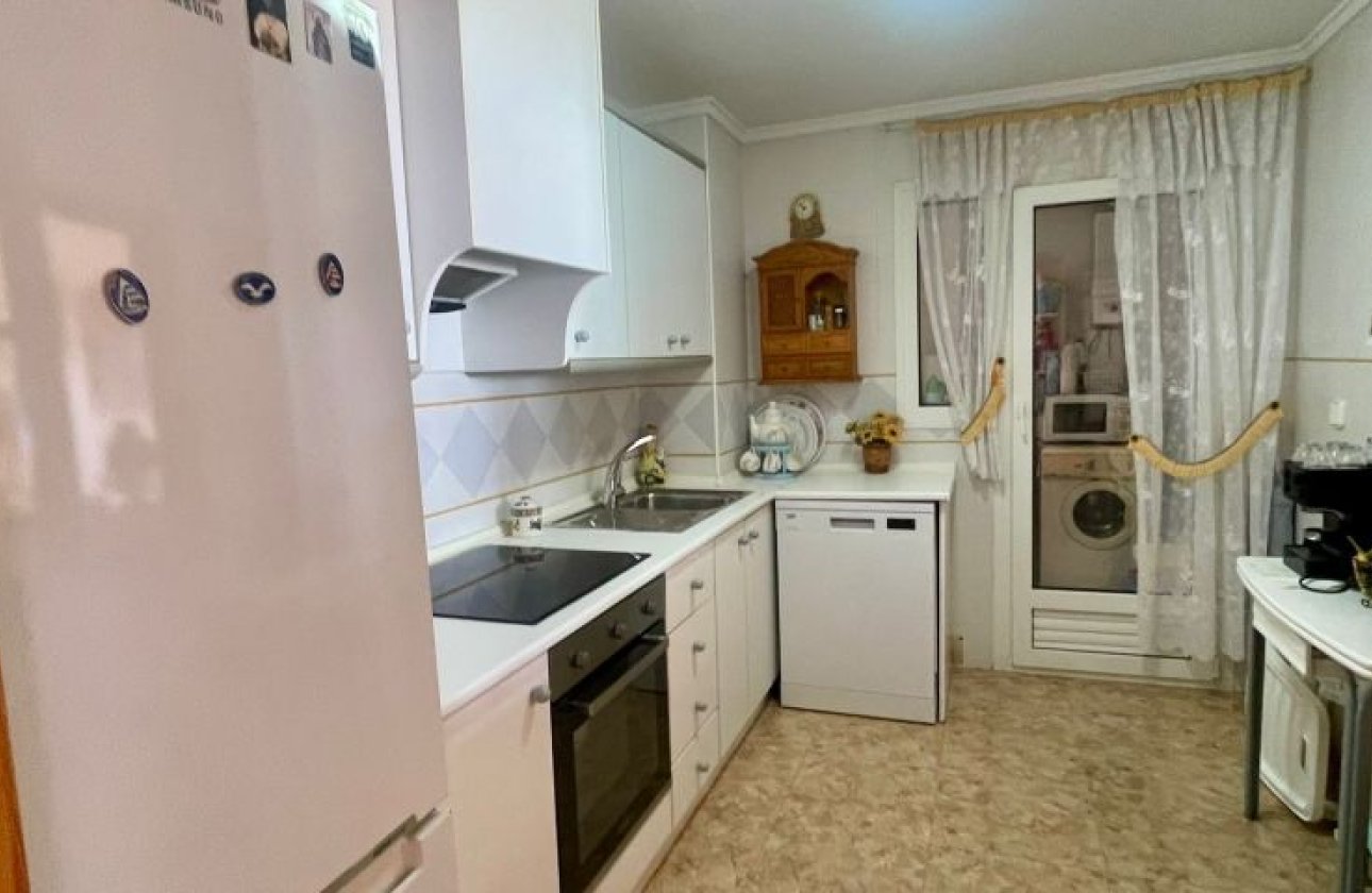 Resale - Apartment / flat - Torrevieja