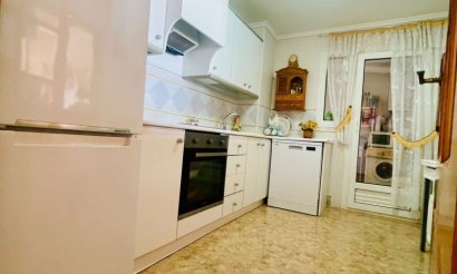 Resale - Apartment / flat - Torrevieja