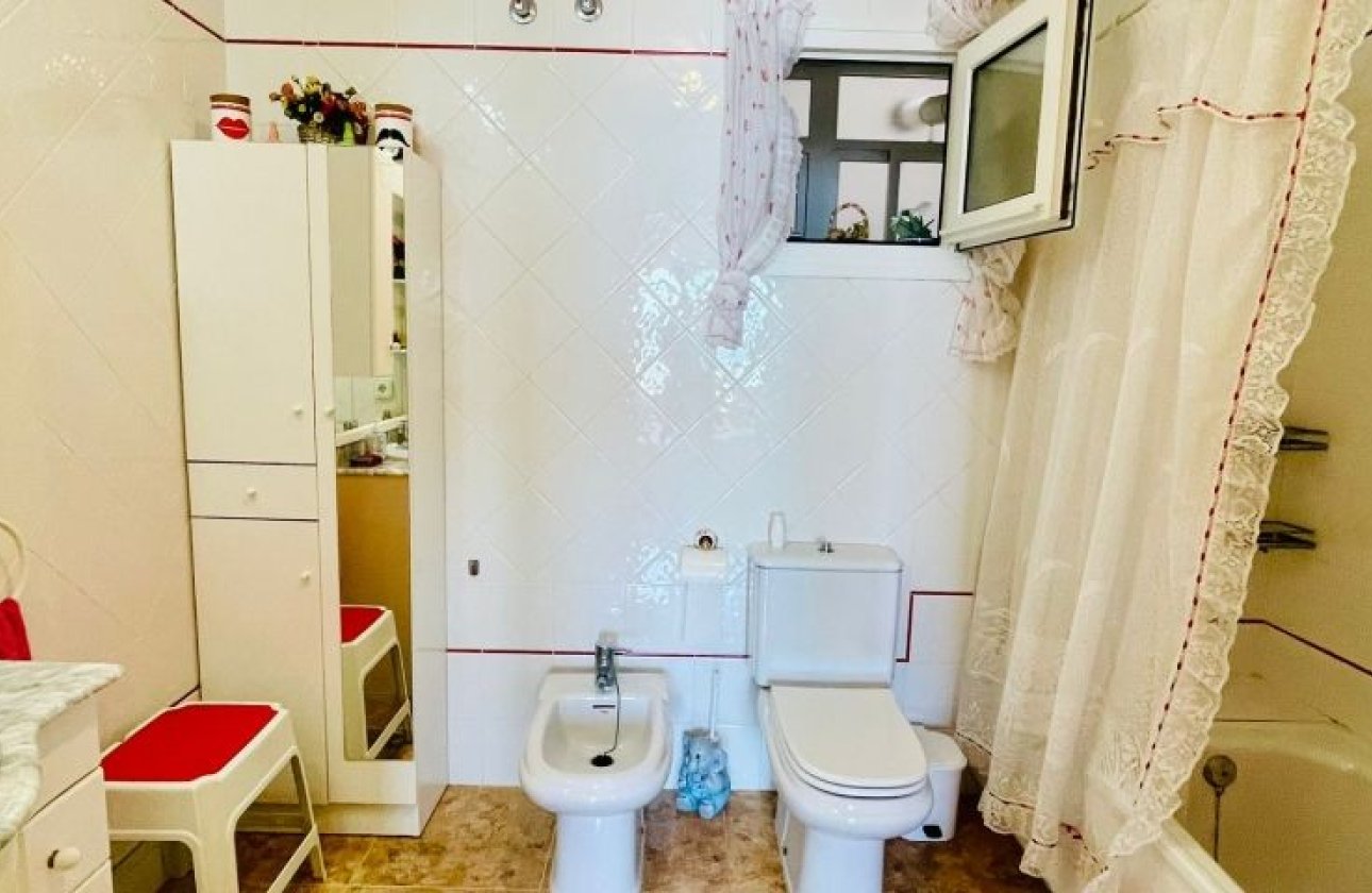 Resale - Apartment / flat - Torrevieja