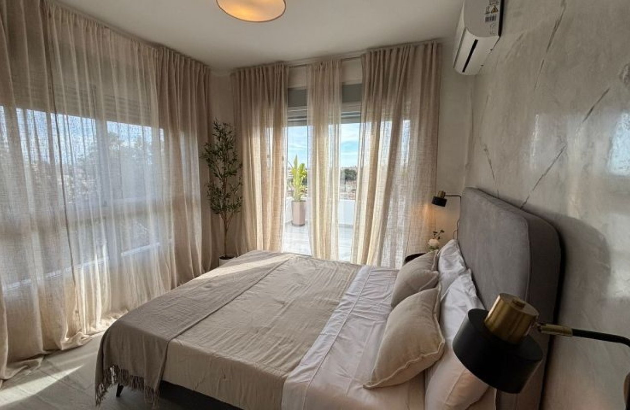Reventa - Villa - Orihuela Costa
