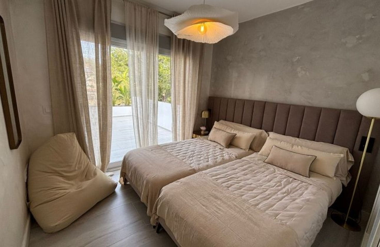 Reventa - Villa - Orihuela Costa