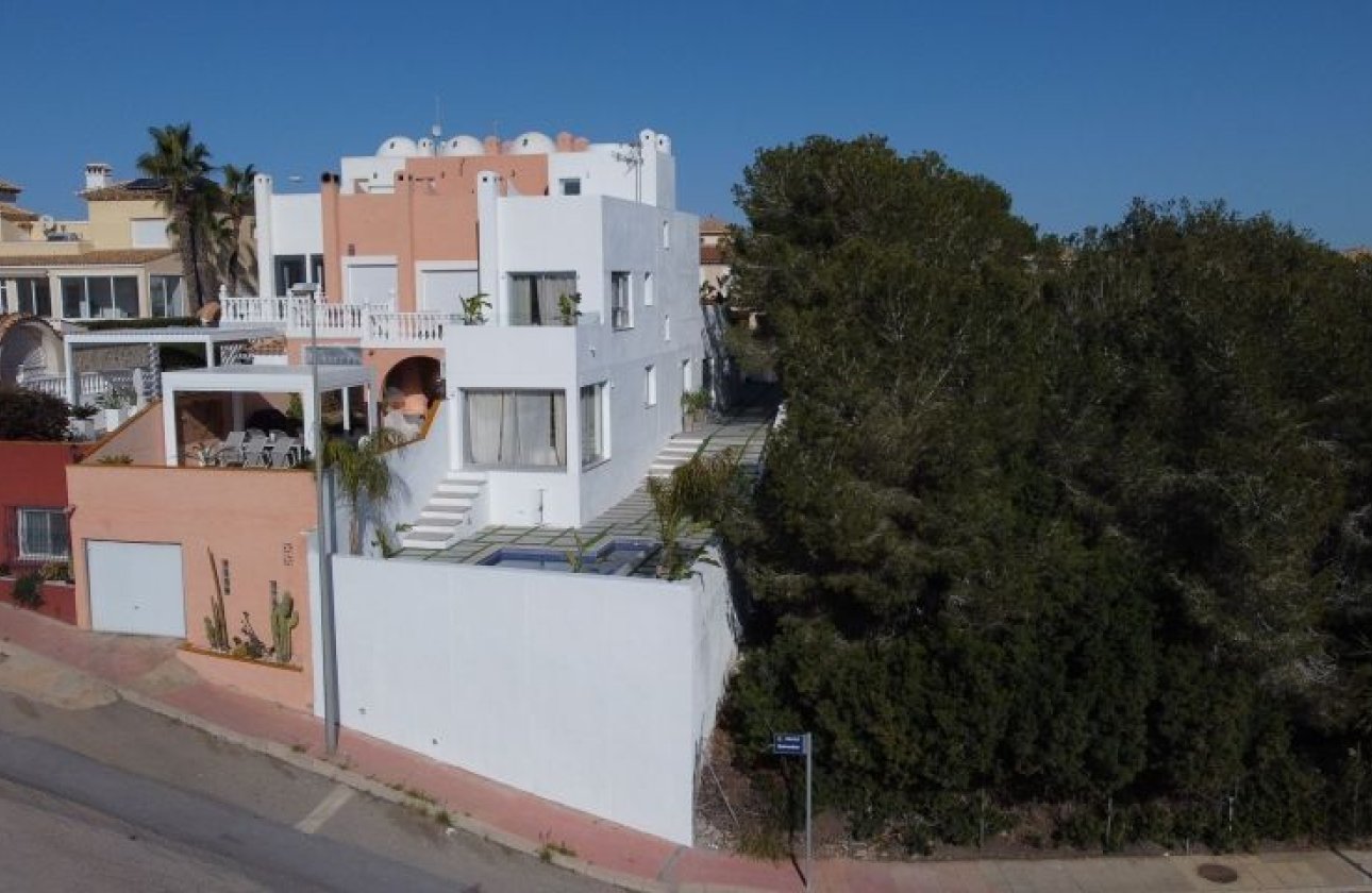 Reventa - Villa - Orihuela Costa