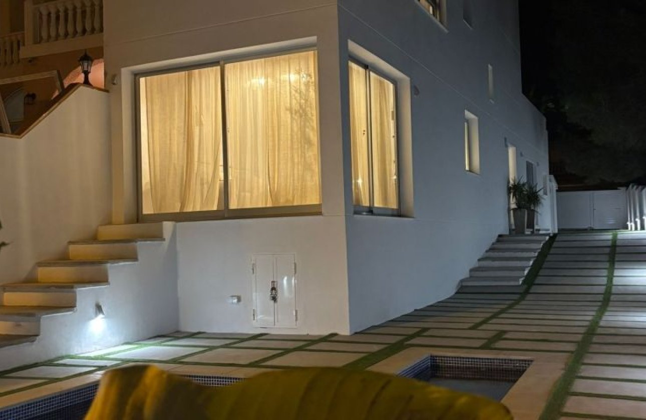 Reventa - Villa - Orihuela Costa