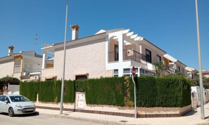 Resale - Villa - Pilar de la Horadada