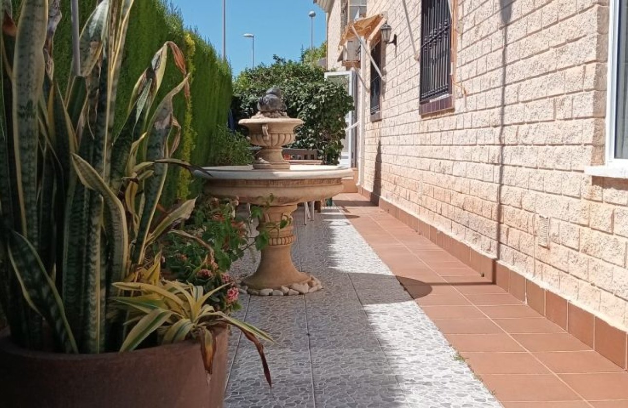 Resale - Villa - Pilar de la Horadada