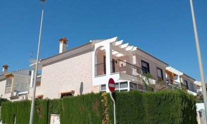 Resale - Villa - Pilar de la Horadada