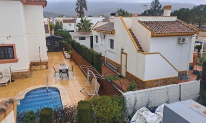 Resale - Villa - Hondón de las Nieves