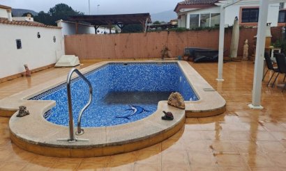 Resale - Villa - Hondón de las Nieves