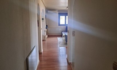 Resale - Villa - Hondón de las Nieves