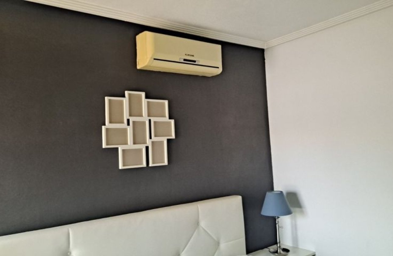 Resale - Villa - Hondón de las Nieves