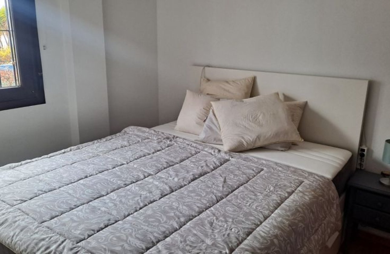 Resale - Villa - Hondón de las Nieves