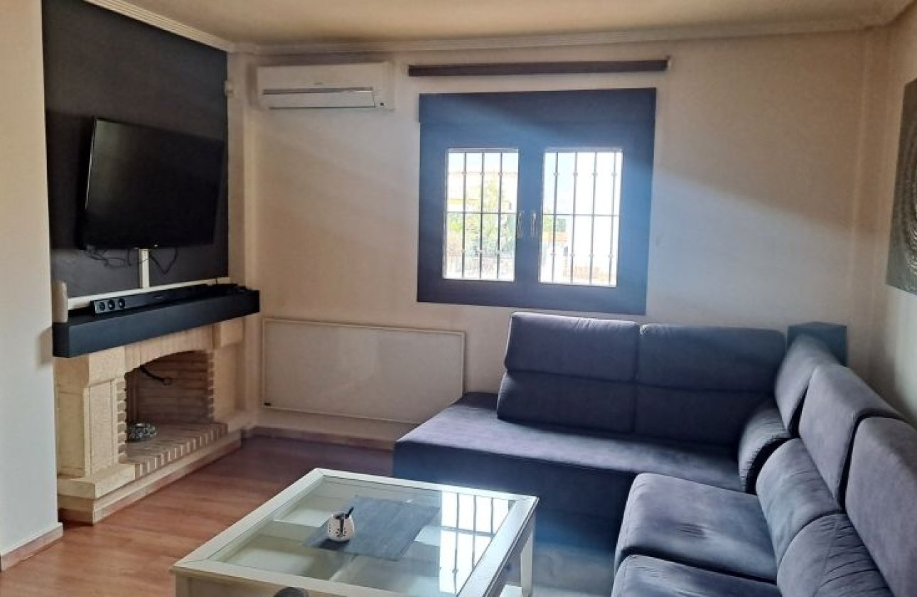 Resale - Villa - Hondón de las Nieves