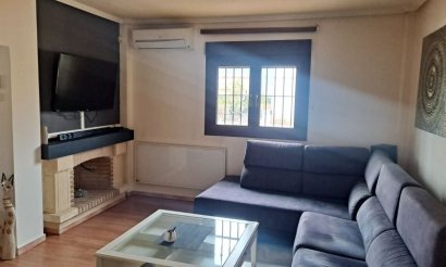 Resale - Villa - Hondón de las Nieves