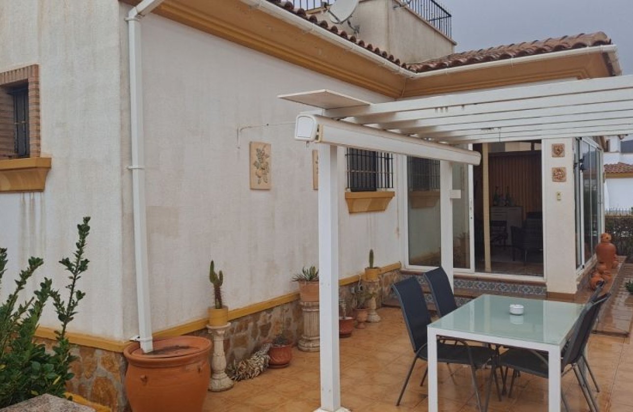 Resale - Villa - Hondón de las Nieves