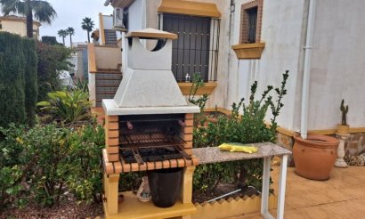 Resale - Villa - Hondón de las Nieves