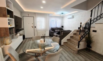 Revente - Villa - Orihuela Costa - Villamartín