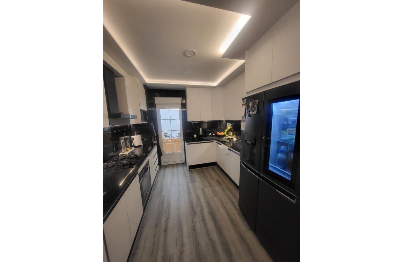 Revente - Villa - Orihuela Costa - Villamartín