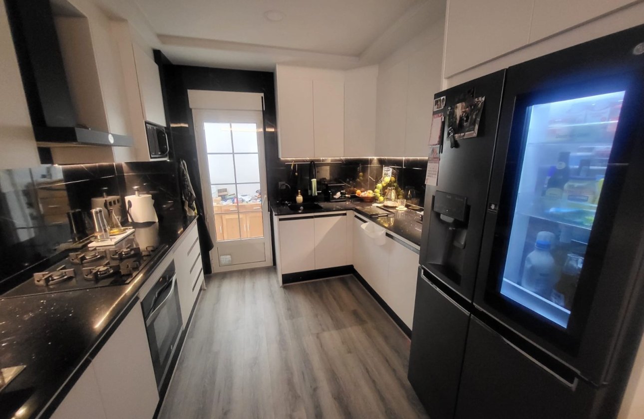 Revente - Villa - Orihuela Costa - Villamartín