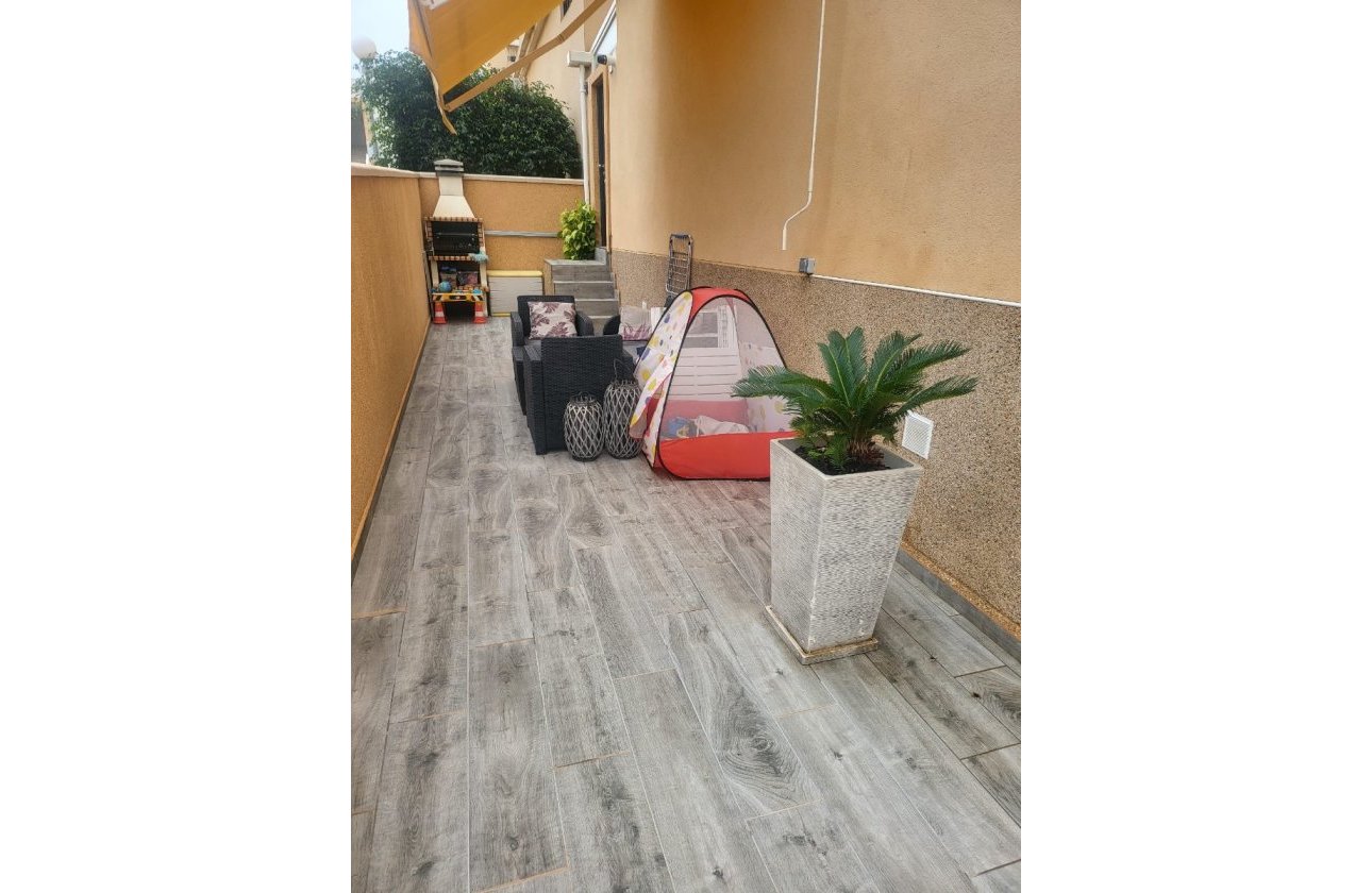 Revente - Villa - Orihuela Costa - Villamartín